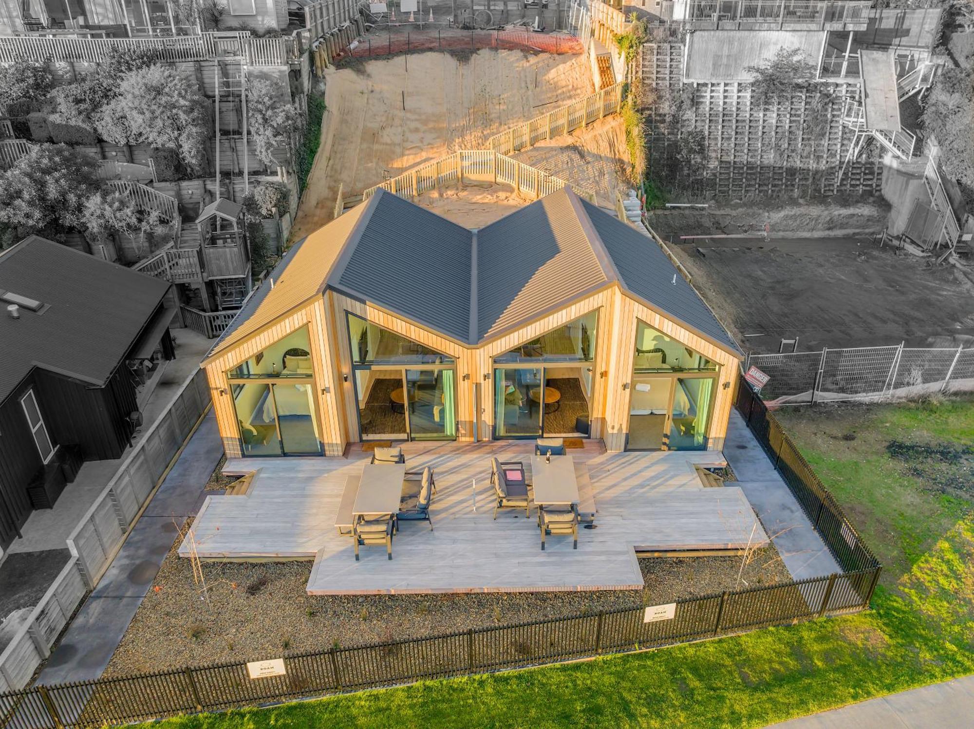 Absolute Lakefront House Таупо Екстериор снимка
